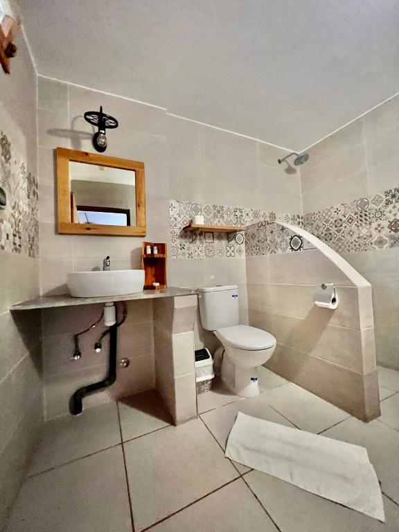 Double / Twin Room at Dar l'Eau Vive guest house — photo 45