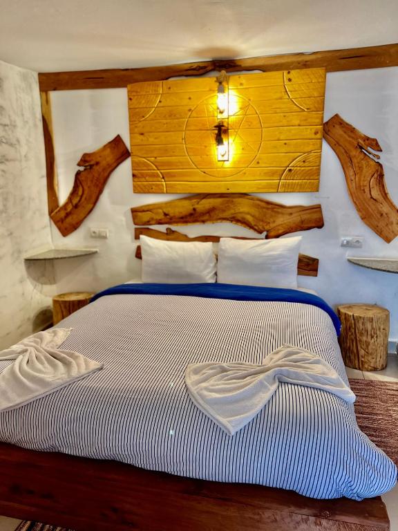 Double / Twin Room at Dar l'Eau Vive guest house — photo 48