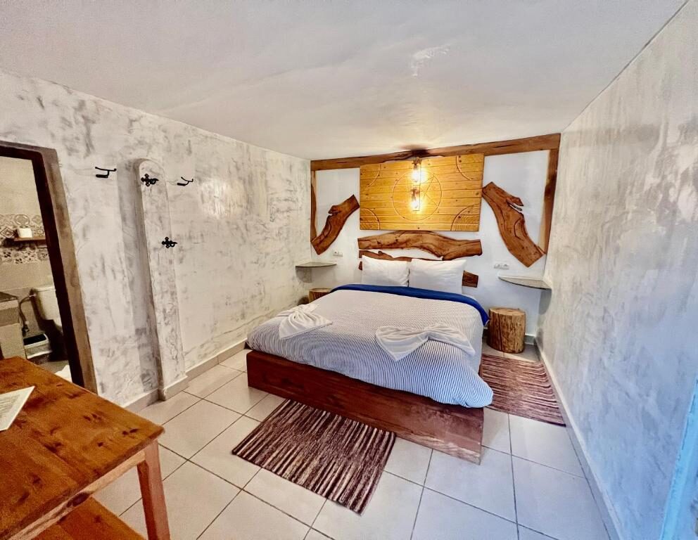 Double / Twin Room at Dar l'Eau Vive guest house — photo 3