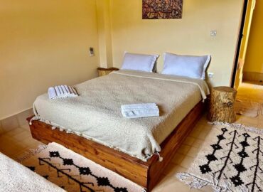 Double / Twin Room at Dar l'Eau Vive guest house — photo 6