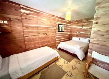 Double / Twin Room at Dar l'Eau Vive guest house — photo 9
