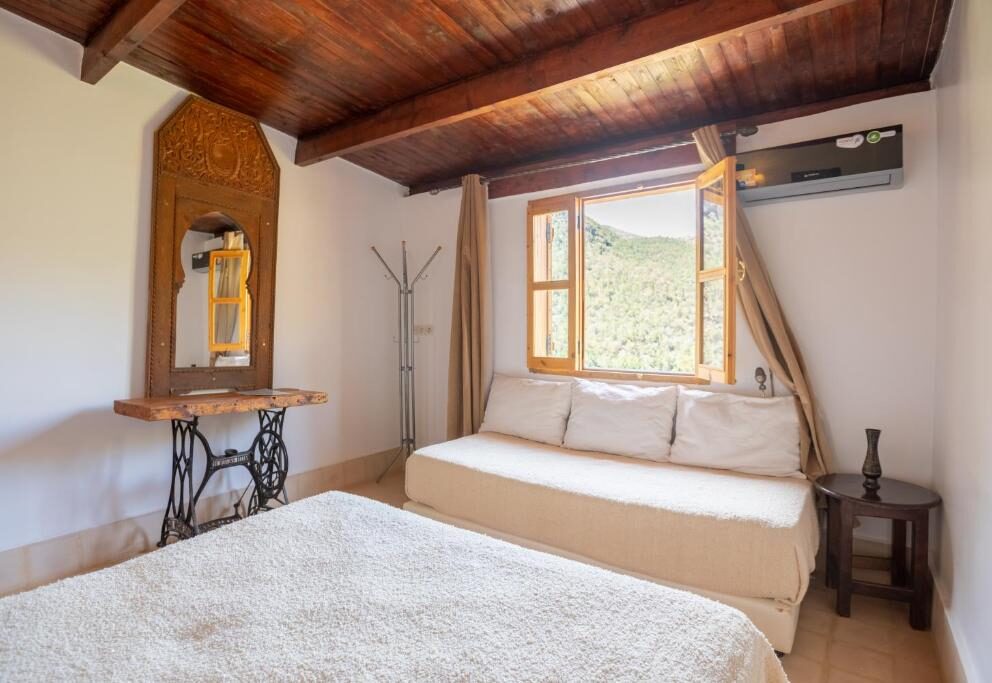 Double / Twin Room at Dar l'Eau Vive guest house — photo 22