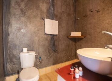 Double / Twin Room at Dar l'Eau Vive guest house — photo 24