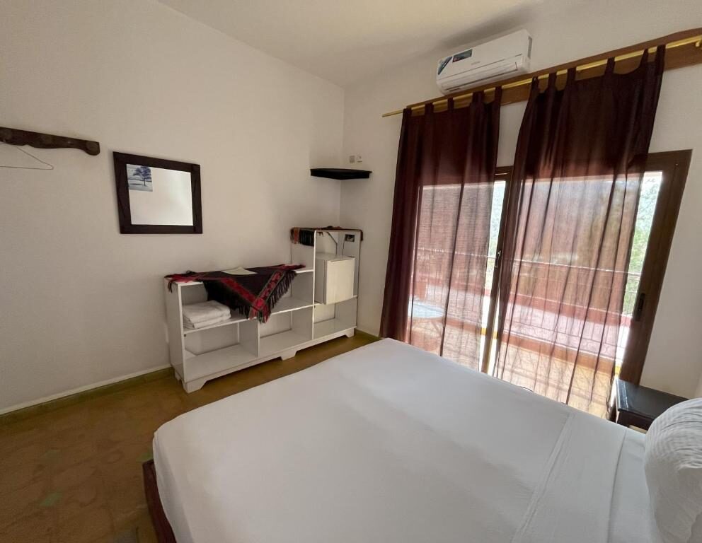 Double / Twin Room at Dar l'Eau Vive guest house — photo 26