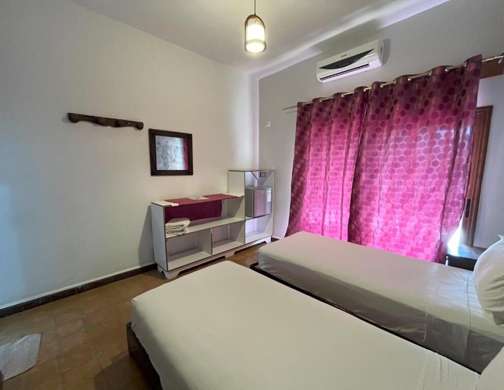 Double / Twin Room at Dar l'Eau Vive guest house — photo 33