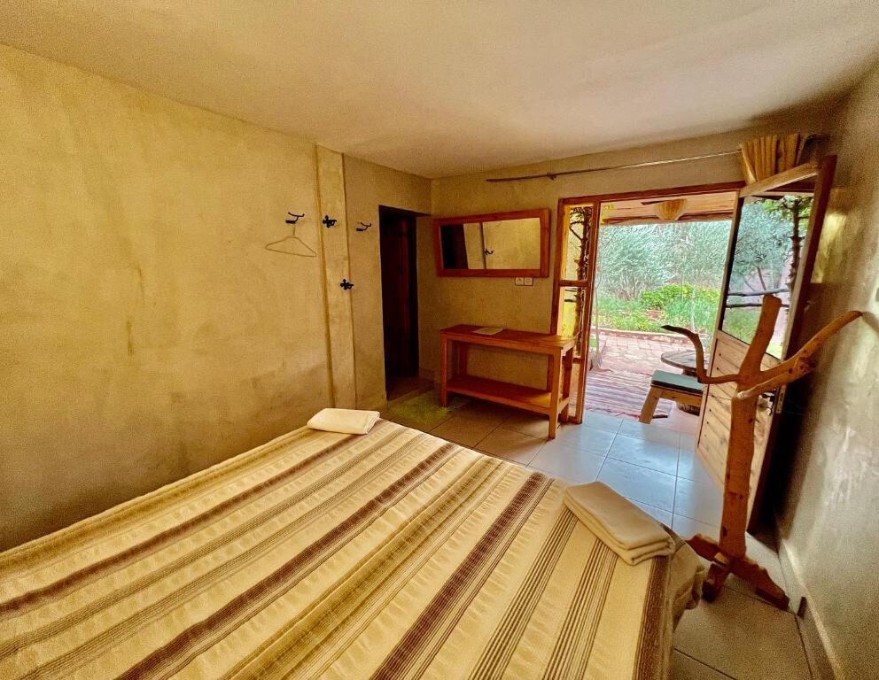 Double / Twin Room at Dar l'Eau Vive guest house — photo 42